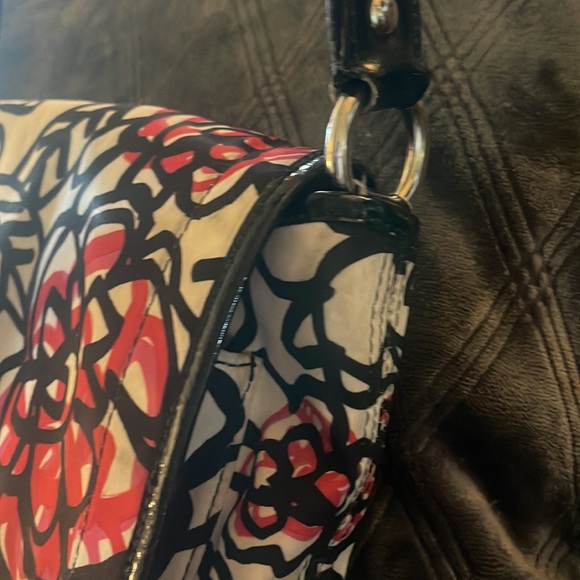 Coach Poppy Daisy Graffiti Messenger Style Shoulder or Crossbody Bag F16915 - Picture 11 of 12